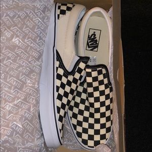 Classic Slip on Vans Black / White Checkerboard